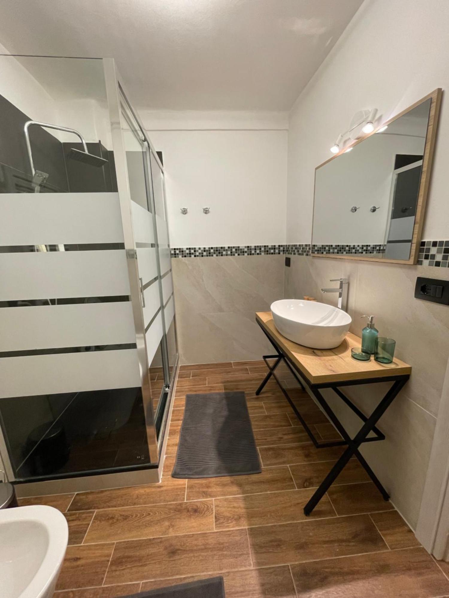 Il Girasole Apartment เจนัว ภายนอก รูปภาพ